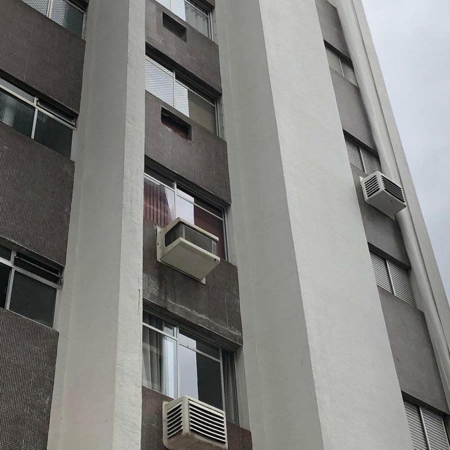 Na De Pitangueiras-guaruja A 50mt Da E Comercio Perto * Guaruja
